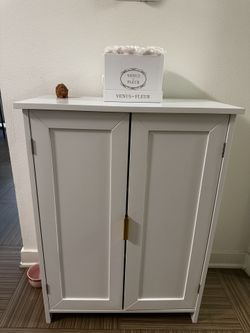 Front Entry Shoe Console