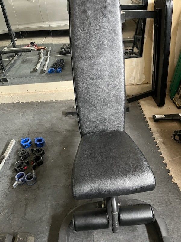 Weight Bench