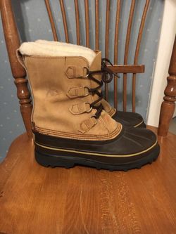 Eddie Bauer/Sorel Women’s Boots Size 9