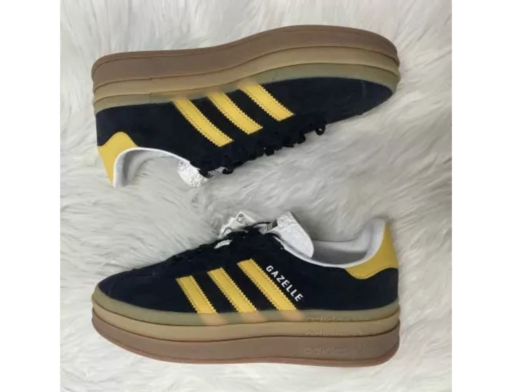 [NEW] Women\'s adidas Gazelle Bold Shoe Black IE0422