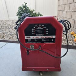 Lincoln Electric  Arc Welder  Ac 225