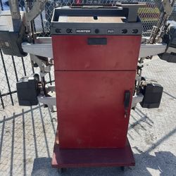 Hunter Cabinet/heads 