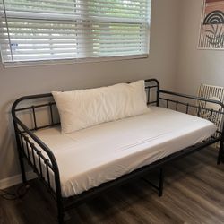 Twin Mattress & Day Bed