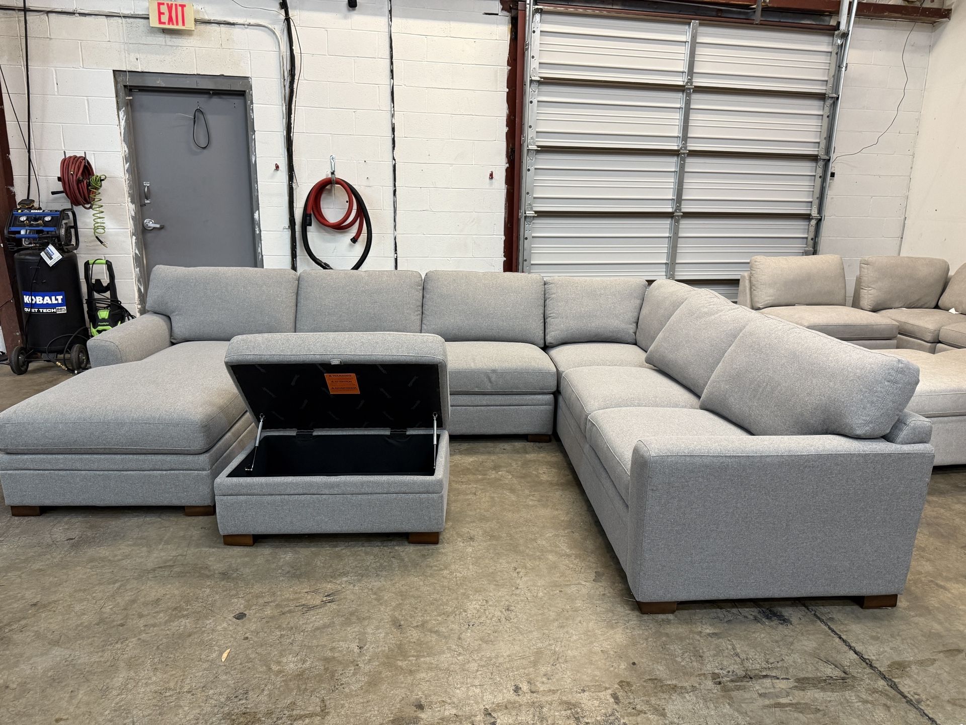 Thomasville 4 Piece Sectional