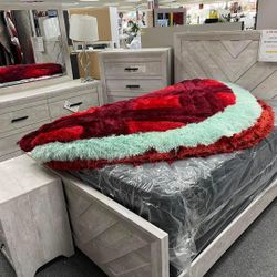 Bedroom Set In Stock For Fast Delivery 