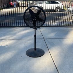 Lasko Floor Fan