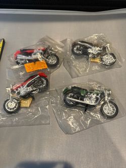 Cake Topper Die-Cast Motorcycle Models Set of 4