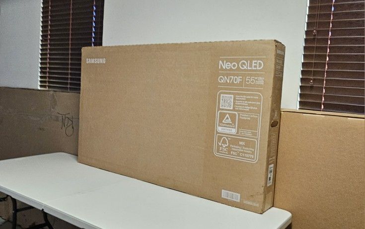 New 55 Inch Neo QLED Samsung Smart TV 4K UHD 2025 Model Q70F With 120 Hz refresh rate. factory sealed.