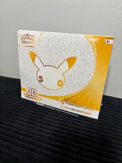 Pokémon Center 30th ETB