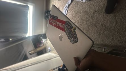 Studio mac book