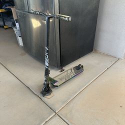 MADD Gear Scooter 