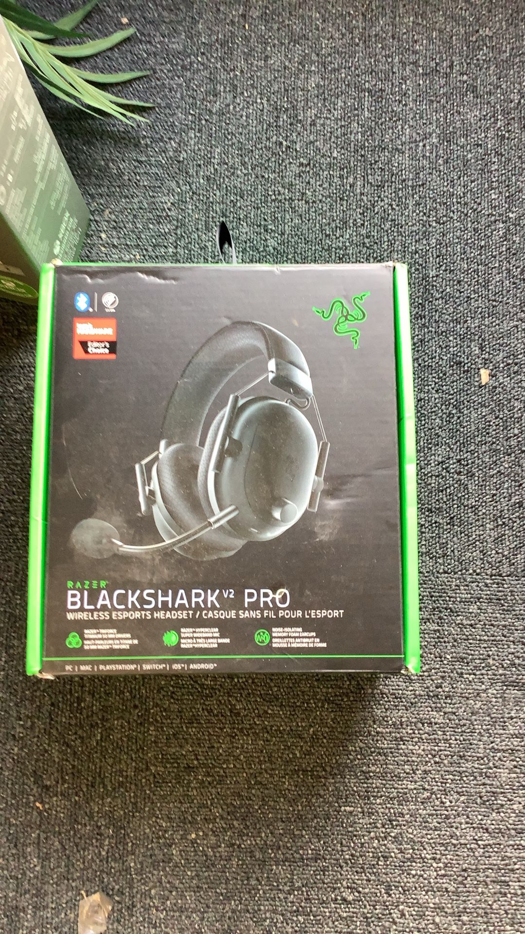 Razer - BlackShark V2 Pro Wireless Esports Gaming Headset for PC, PS5, PS4, Nintendo Switch - Black