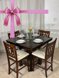 High Pub Dini g Table With Display Base & 4 Chairs / Mesa Comedor Alto de 4 Sillas