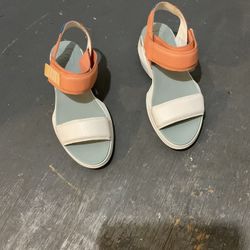 Sorel Women Sandals For Summer Size 11