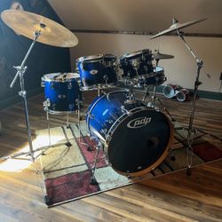 PDP M5 Series 5- Piece Drum Set