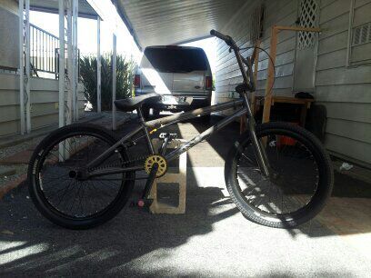 DK BMX with upgrades