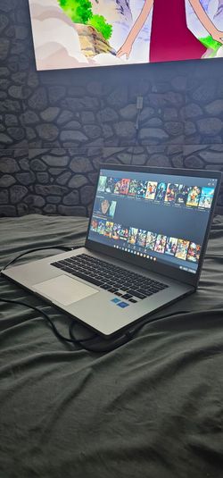 SAMSUNG Chromebook 4+ 15.6" Intel® Celeron® Processor N4000 4GB RAM 64GB eMMC In