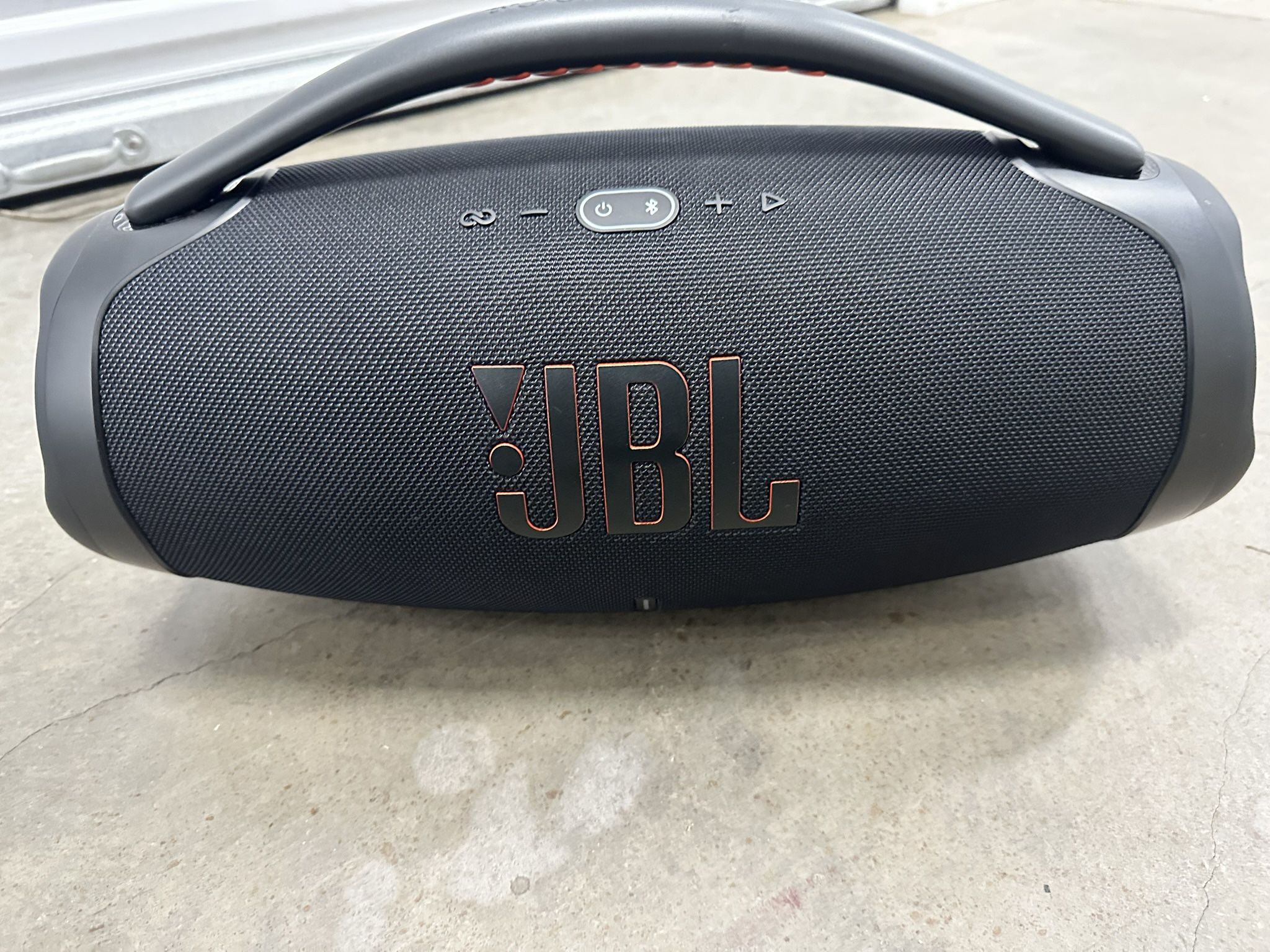 JBL Boombox 3