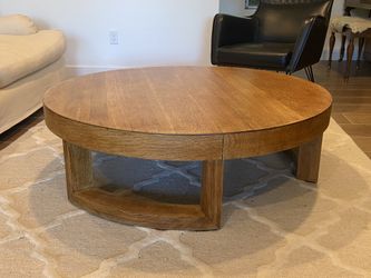 Beautiful Solid Oak Coffee Table