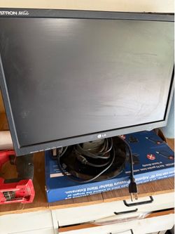 LG Computer Monitor