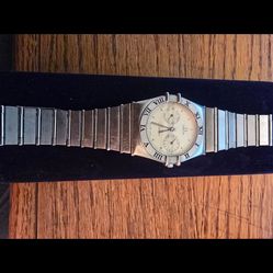 Omega Constellation Day-Date Quartz