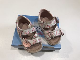 Girl’s Authentic Falcotto by Naturino Leather Shoes, size 3.5