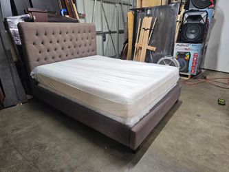 Queen Upholstered Bed Frame with Tufted Headboard