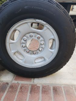 GMC Sierra 2500 HD Rims And Tires