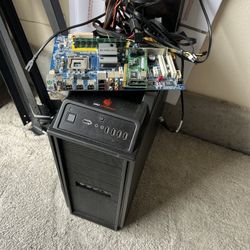 Gaming Computer Tower W/Accessories 