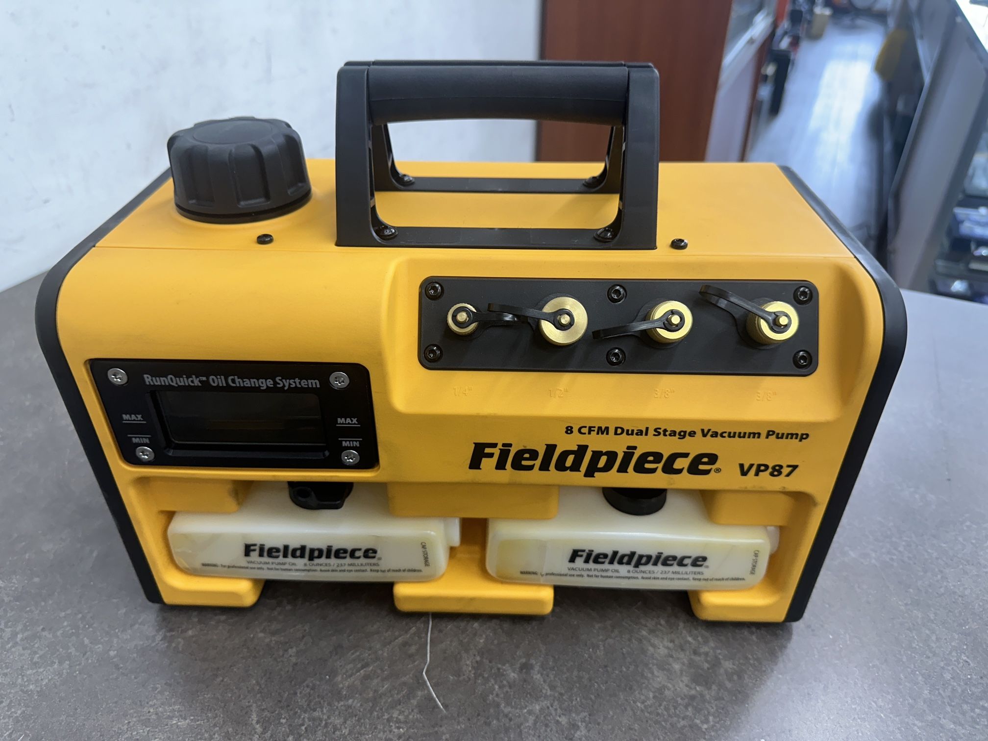 Fieldpiece VP87 Dual Stage 8 CFM Vacuum Pump HVAC for Sale in Whittier