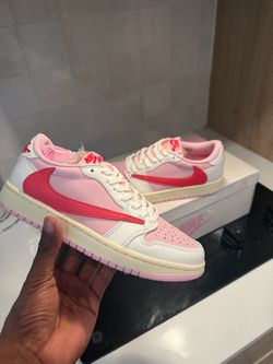 Travis Scott tropical pink size 5