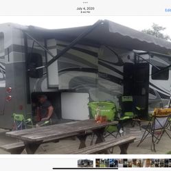 SUPER LOW MILEAGE 20,(contact info removed) Winnebago Aspect Excellent Condition!  