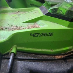 Green Works Lawn Mower With Battery 