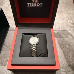 New! Tissot Desir 28mm Ladies Watch