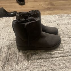 Brand New Gray Uggs