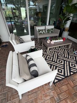 Outdoor Patio & Dining Set