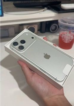 New 18 Pro Max 2TB**((UNLOCKED For Any Company))**New iPhone**