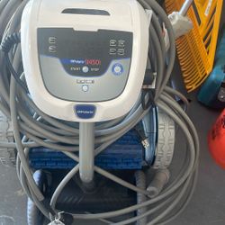 Pool Cleaner