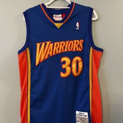 Stephen Curry Retro Style Warriors Jersey Size L – Great Condition
