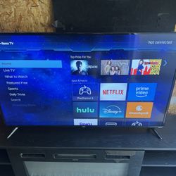 50” 4k Roku Smart TV w/remote, Apple TV