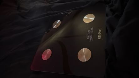 Renpho smart weighing scale