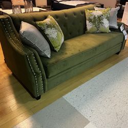 👋 New Sale 👋 Final Price | Kaye Sofa | Benson Kelp