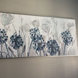 Nice big picture and two small ones