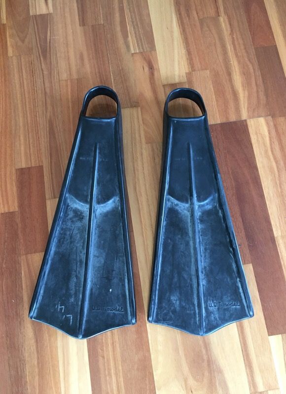 Authentic and Rare Voit UDT "Duck Feet" fins in XL