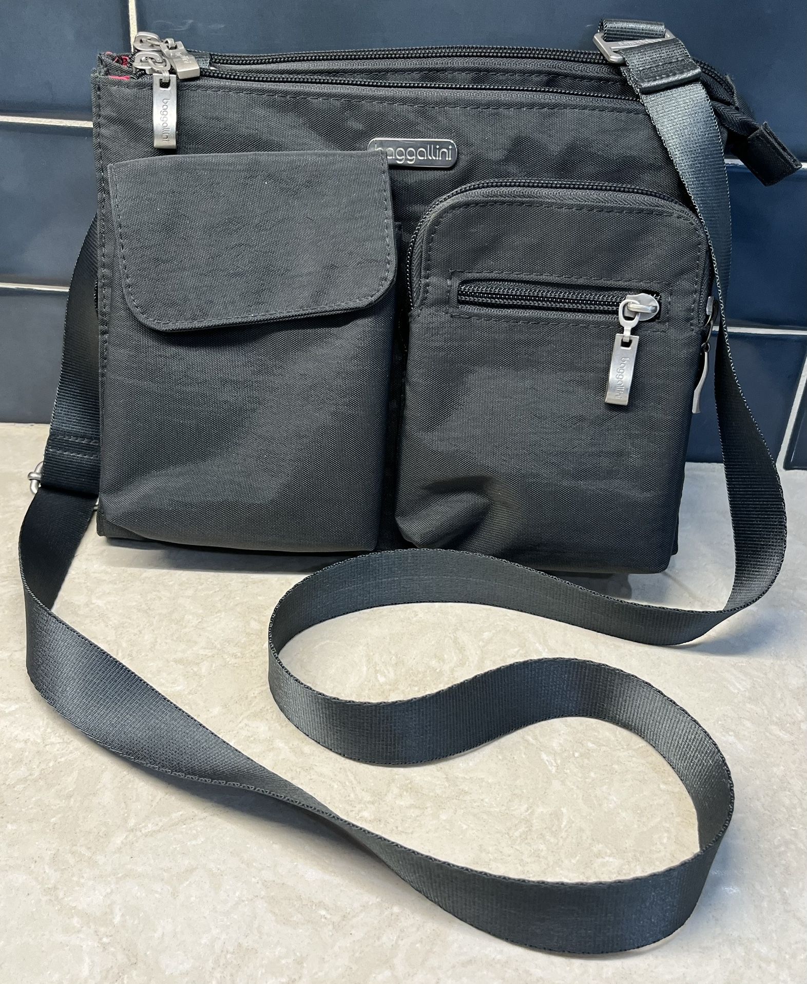 Baggallini Crossbody Bag Triple Zip Charcoal Grey Nylon Shoulder Purse CLEAN
