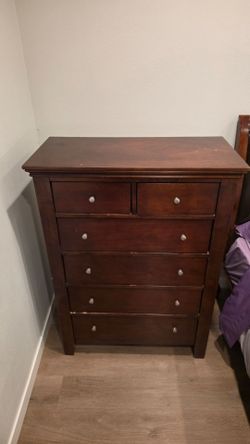 Dresser for sale $30 pick up only