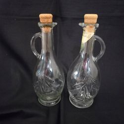Vtg Glass Oil & Vinegar Cruet 8"X3.5"(each) 50cl/16oz  capacity