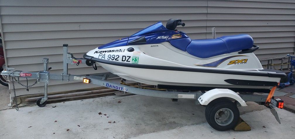 2003 Kawasaki 1100cc zxi Jet ski