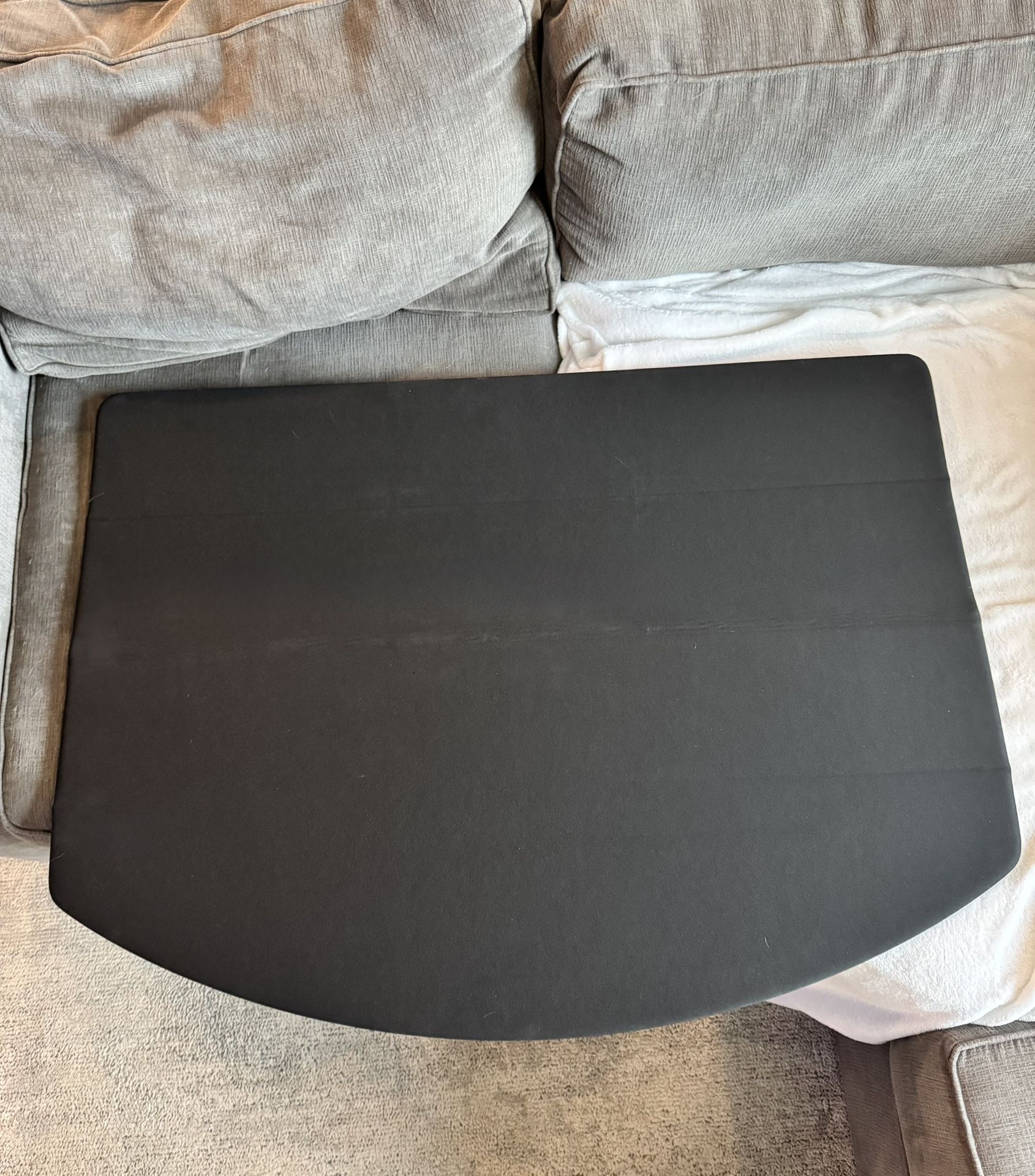 Tesla Model Y Parcel shelf/Cargo Cover