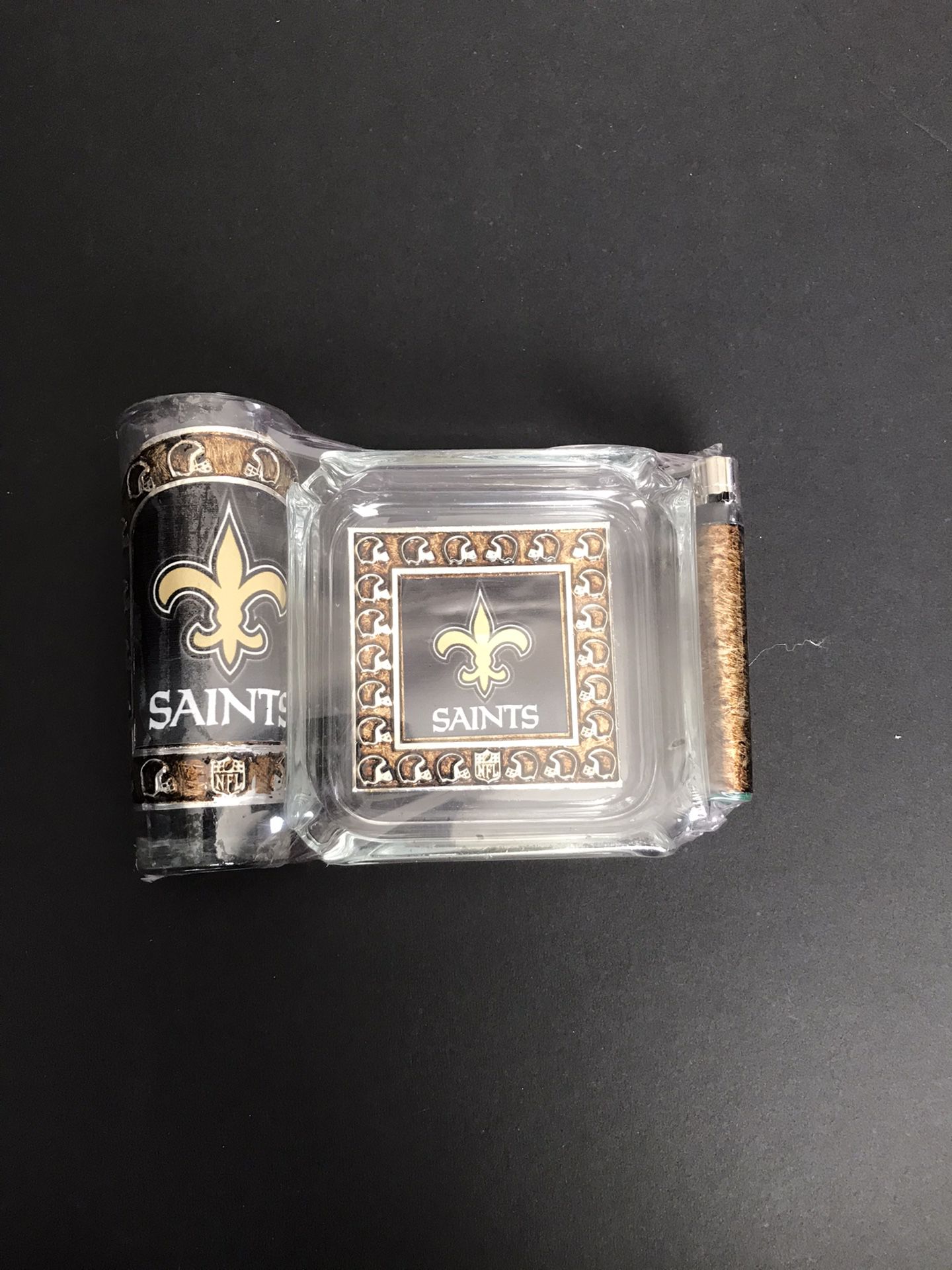 New Orleans Saints ashtray set